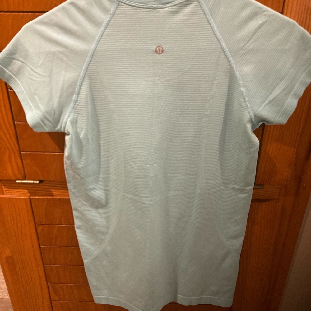 lululemon athletica Light Blue Short Sleeve Tee swiftly tech